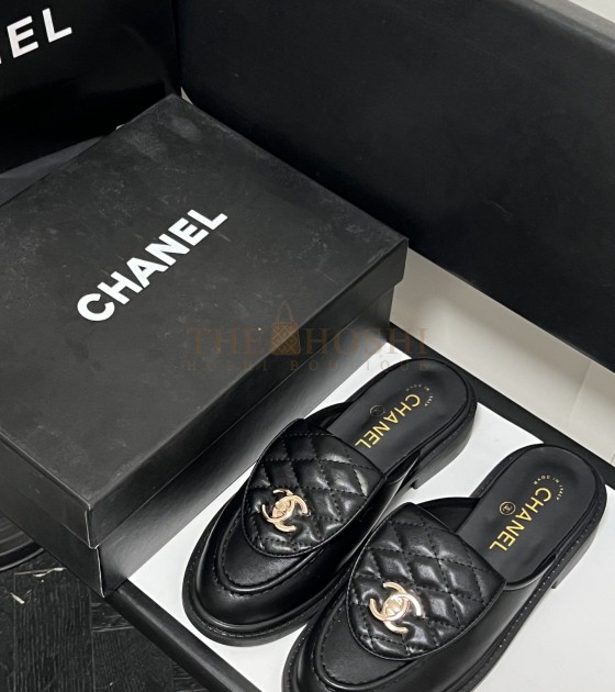 Ch**el Quilted Slip-On Black Loafer Mules Lamskin Leaher