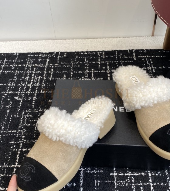 Ch**el Shearling Logo Slides Wool Platform