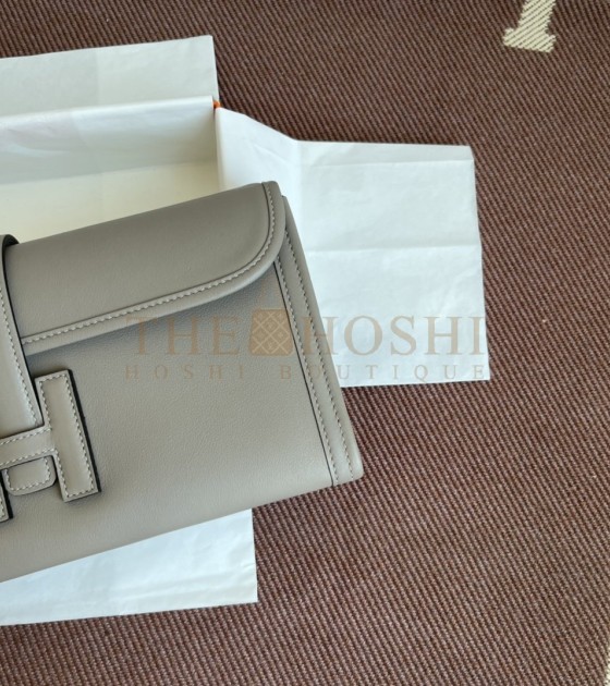 H**me5 Jige 29 Clutch Swift Calfskin with Waxed Thread Asphalt Grey Size 29*2.5*15CM