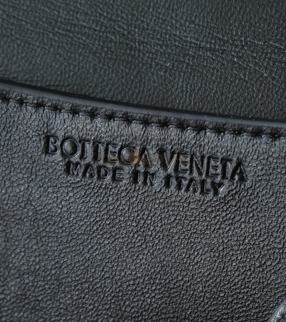 B0tt*ga Ven*ta BV Knot Clutch Intrecciato Leather Shoulder Bag Size 25*505*16CM