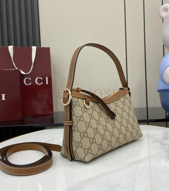 Gvc*1 GG Emblem Fall Collection Beige Ebony GG Canvas Shoulder Bag 22*14*8cm Master Quality