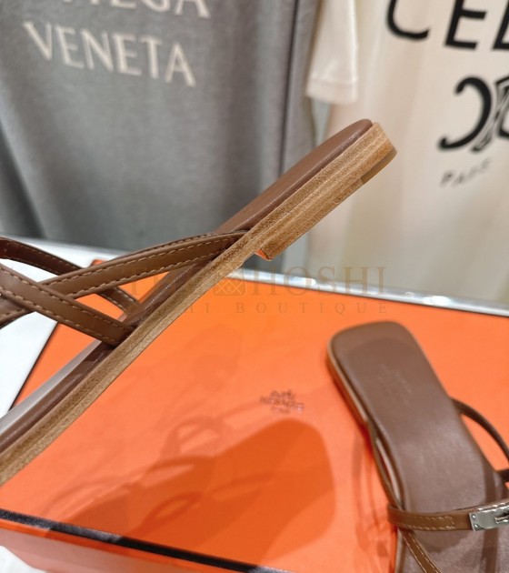 H**me5 Oran Sandals Calfskin Leather Brown Women