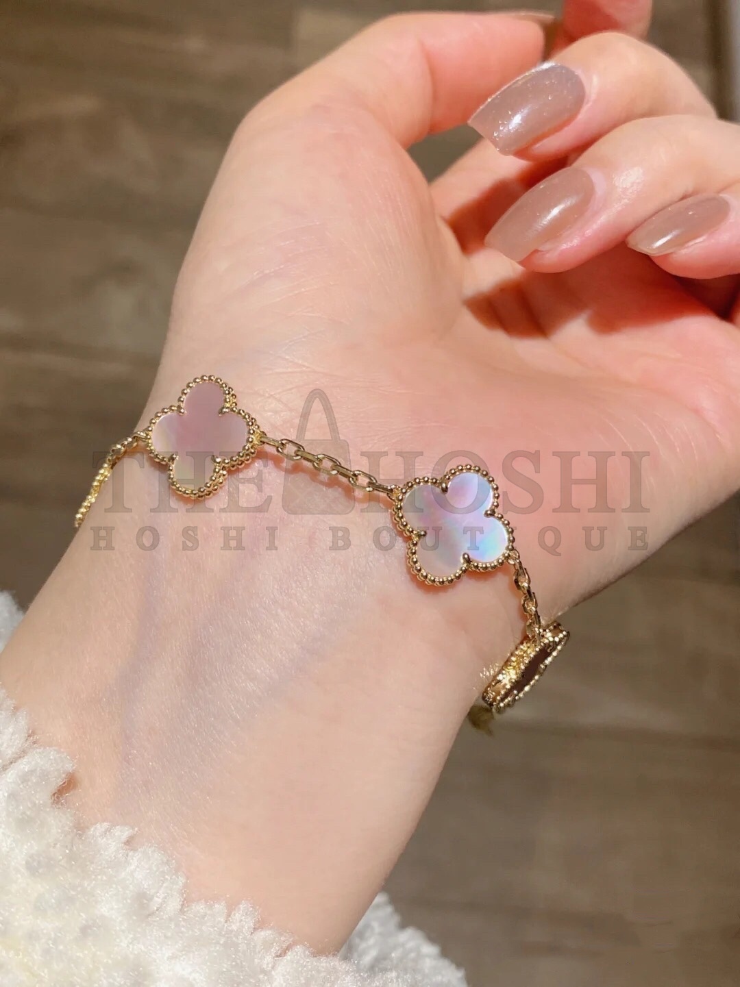 V*n Cl**f&Arpels Pink Shell Clover Bracelet,Vintage Alhambra bracelet, 5 motifs Master Quality