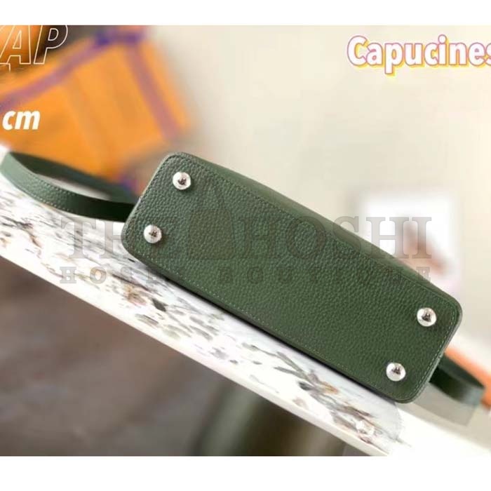 L0vis Vvtt0n LV Women Capucines MM Handbag Taurillon Cowhide Leather Python Trim Master Quality