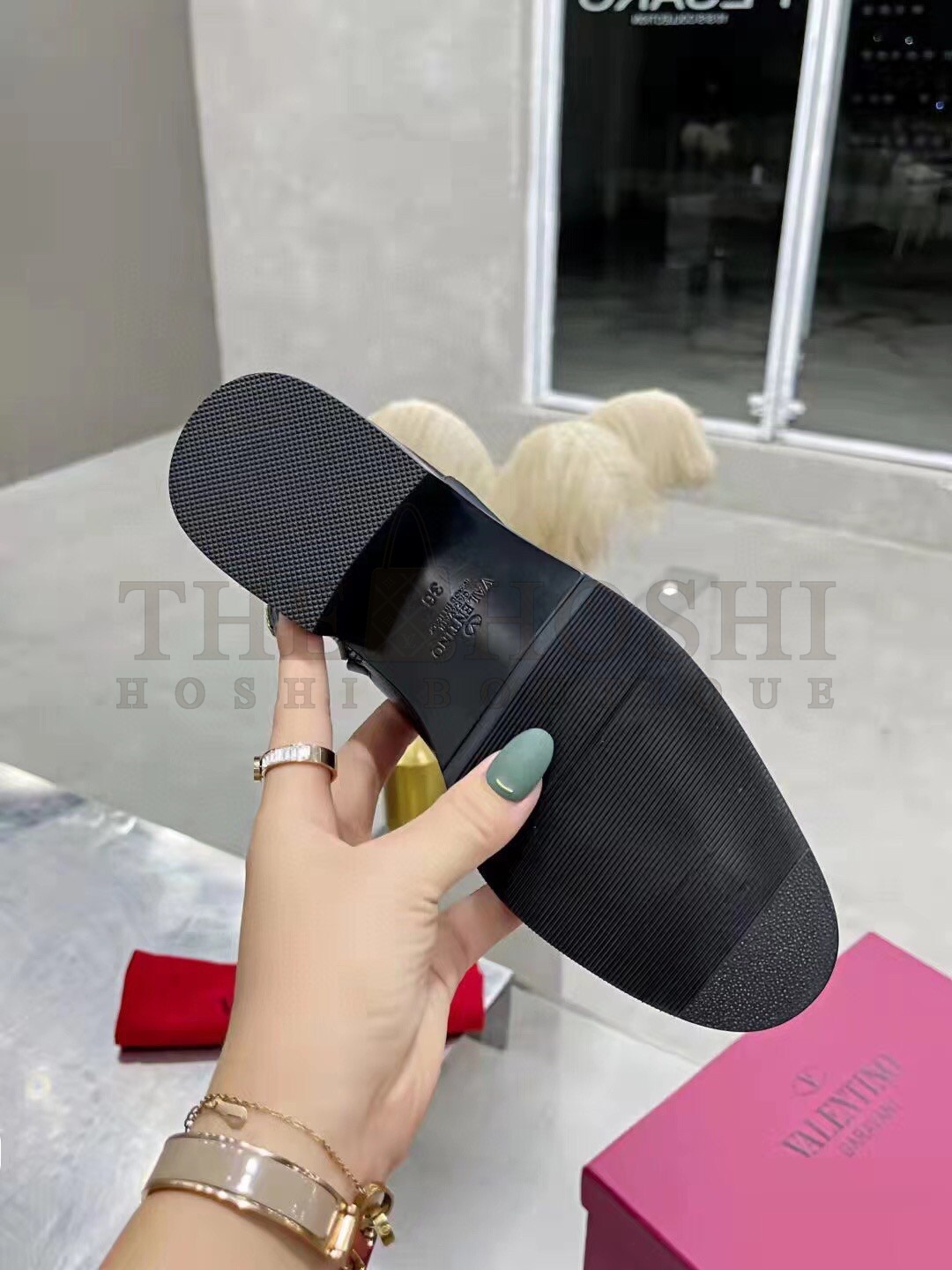 Va1e*ntin0 VLogo Signature Ankle Boots In Black Leather Master Quality