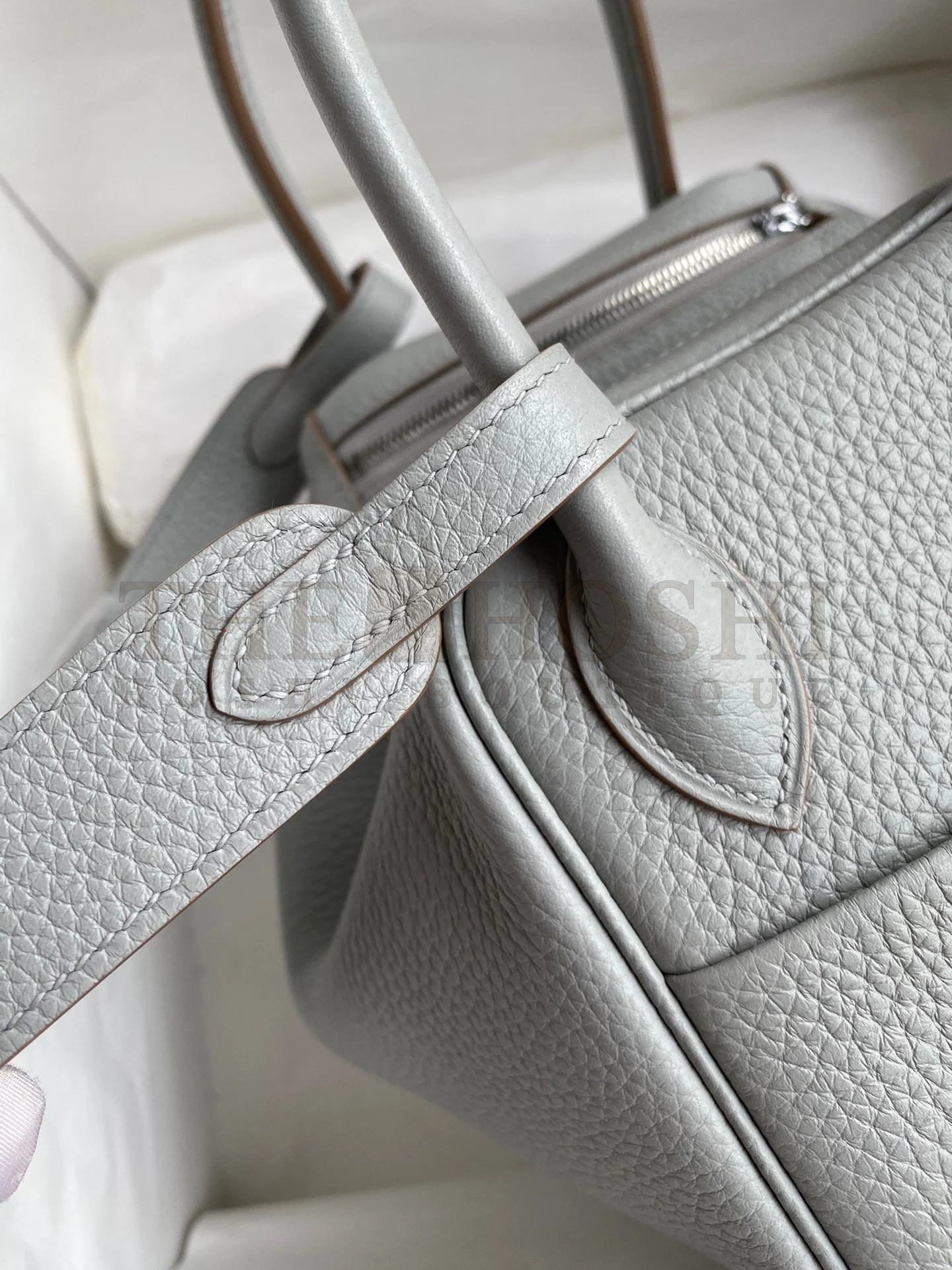 H**me5 Lindy 26 Handmade Bag In Blue Glacier Clemence Leather Master Quality