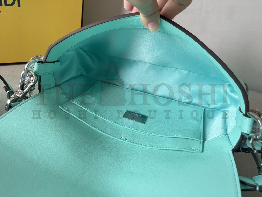 F**di T*f*ny & Co. Re-Edition Baguette bag size: 27*15*6cm Master Quality