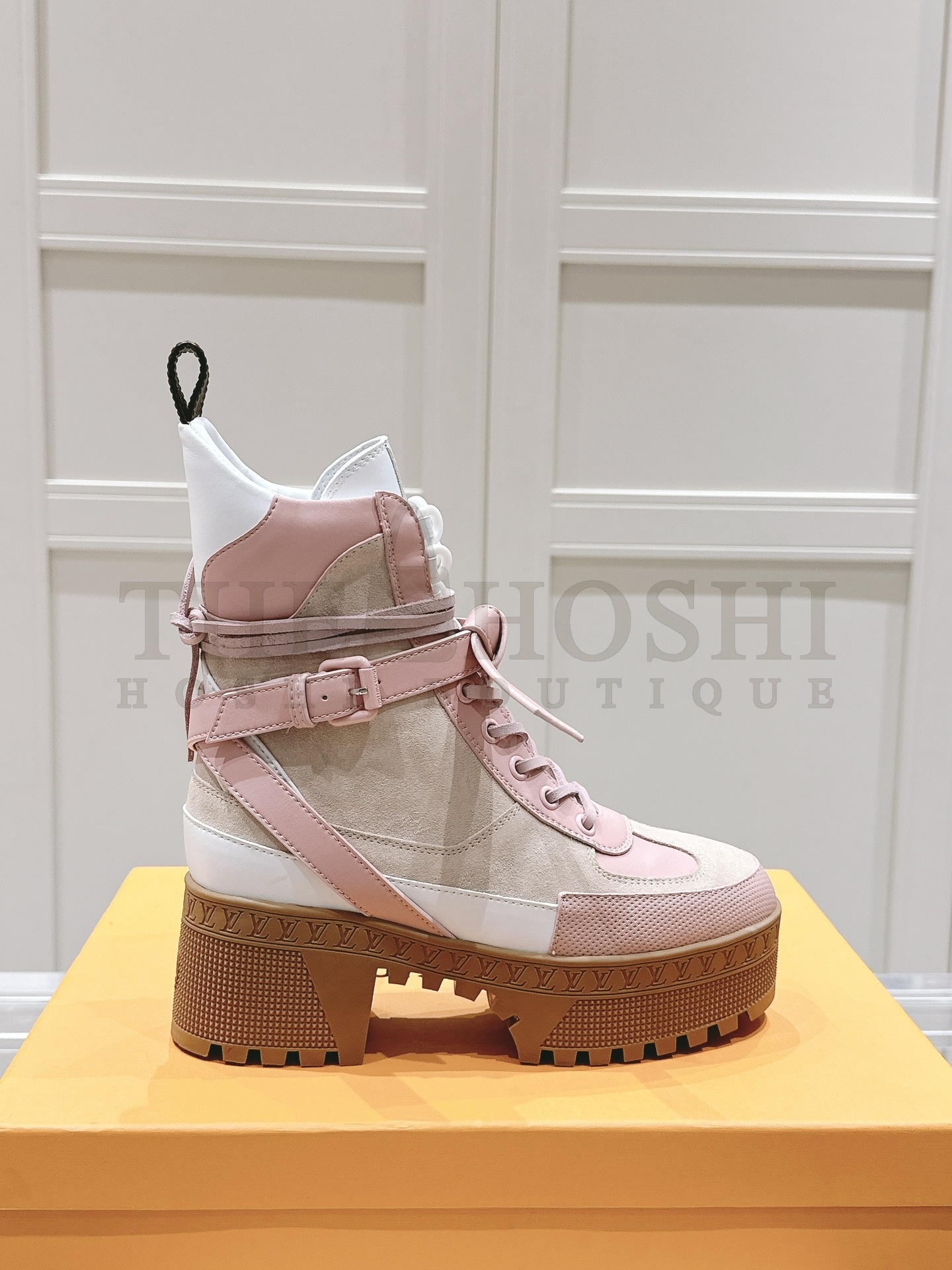 LV boots Master Quality
