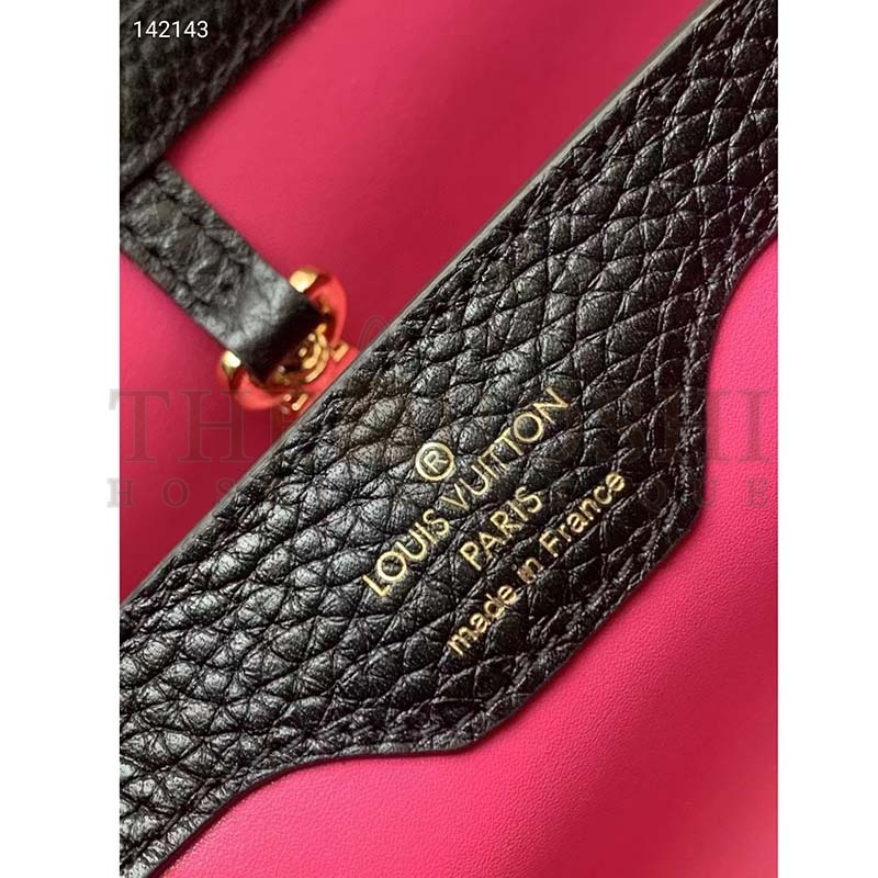 L0vis Vvtt0n LV Women Capucines BB Handbag Black Taurillon Leather Snap Hook Master Quality