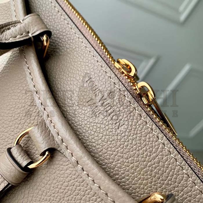 L0vis Vvtt0n LV Women Trianon PM Bag Beige Embossed Grained Cowhide Leather Master Quality