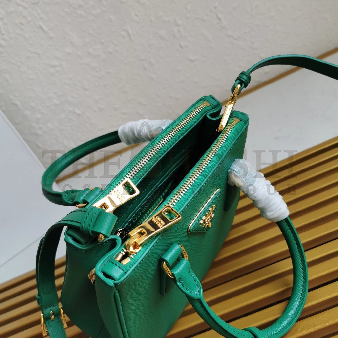 Pra*a Mini Galleria Bag In Green Saffiano Leather Master Quality