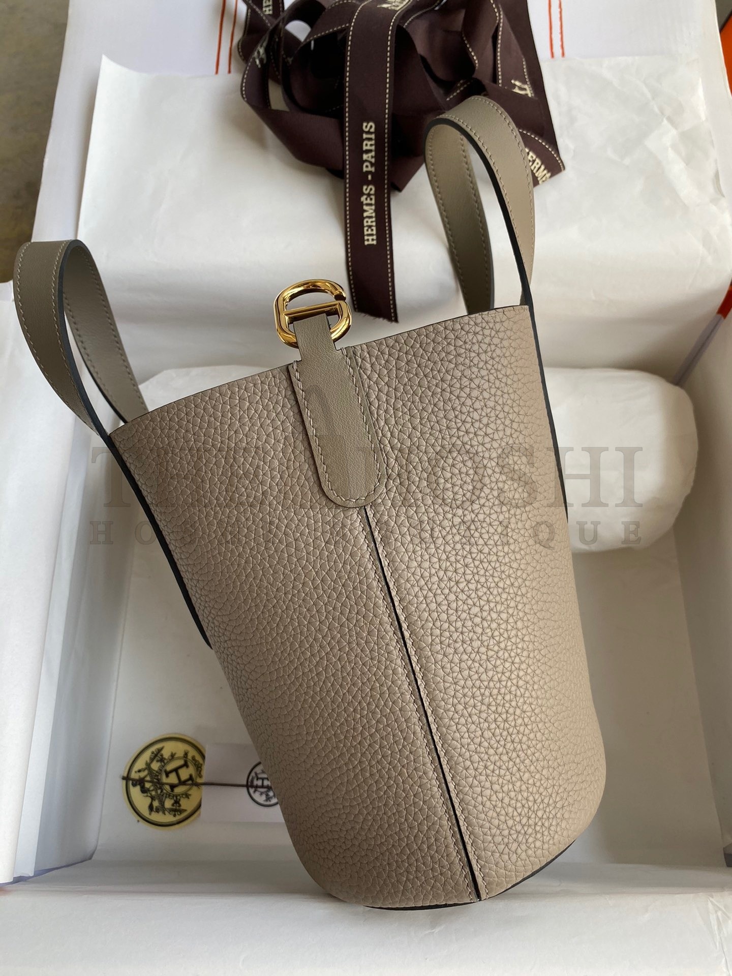 H**me5 In The Loop 18 Handmade Bag in Gris Asphalt Clemence Leather Master Quality