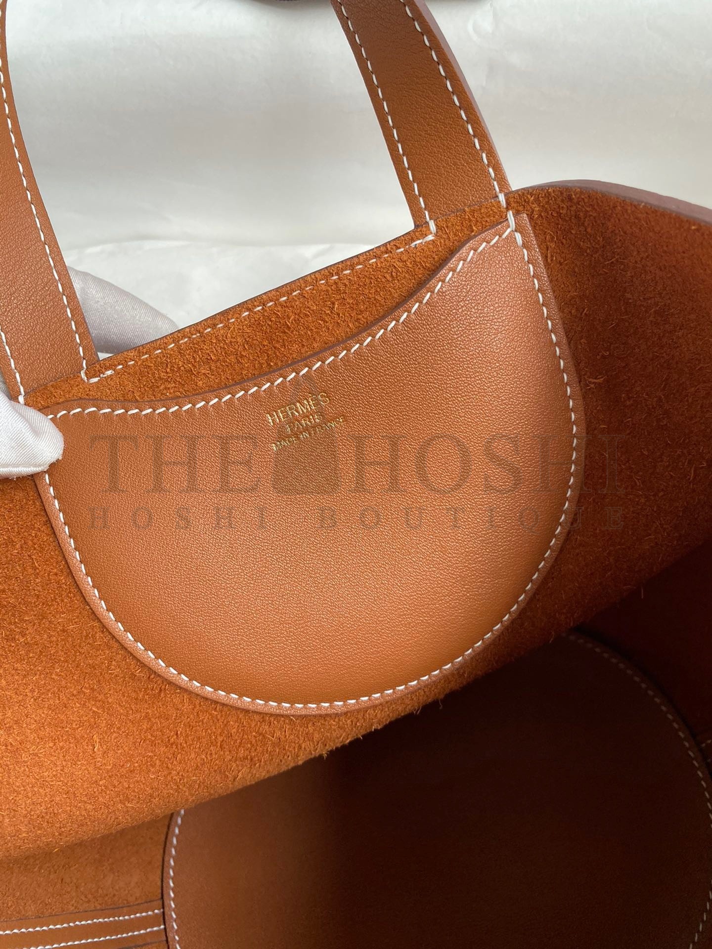 H**me5 In The Loop 18 Handmade Bag in Gold Clemence Leather Master Quality