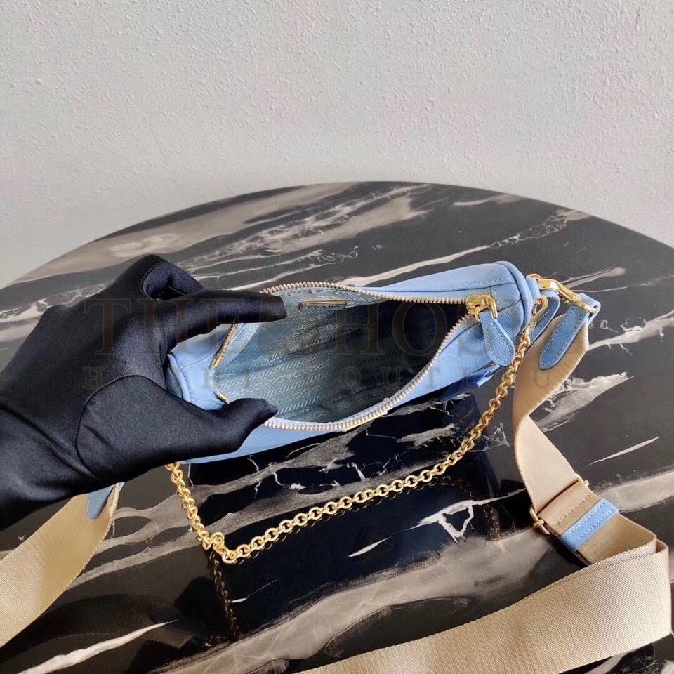 Pra*a Re-Edition 2005 Shoulder Bag In Blue Saffiano Leather Master Quality