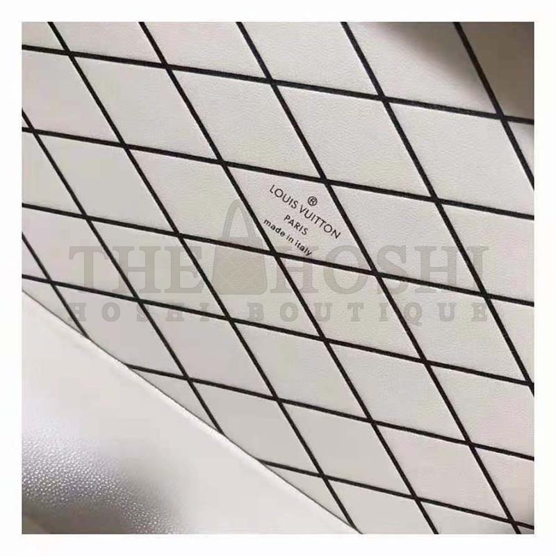 L0vis Vvtt0n LV Women Petite Malle Handbag Silver Epi Grained Cowhide Leather Master Quality