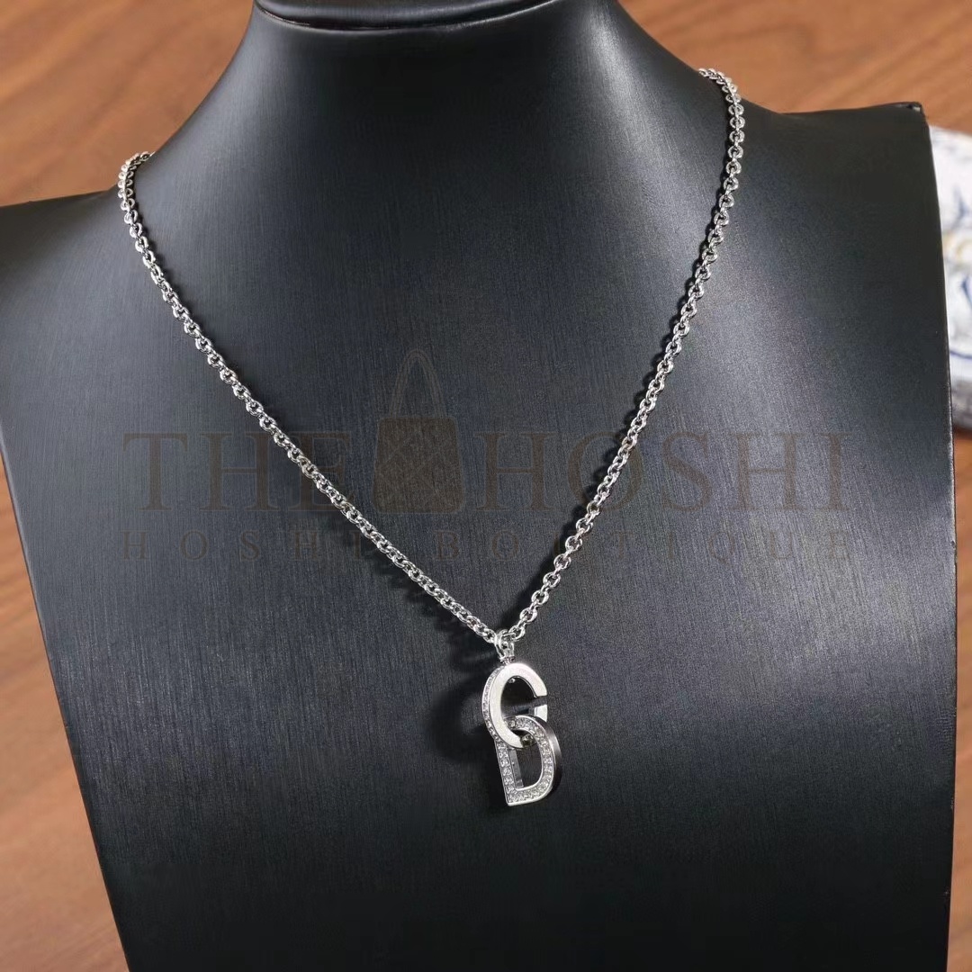 D10r Women CD Lock Necklace Silver-Finish Metal Silver-Tone Crystals Master Quality