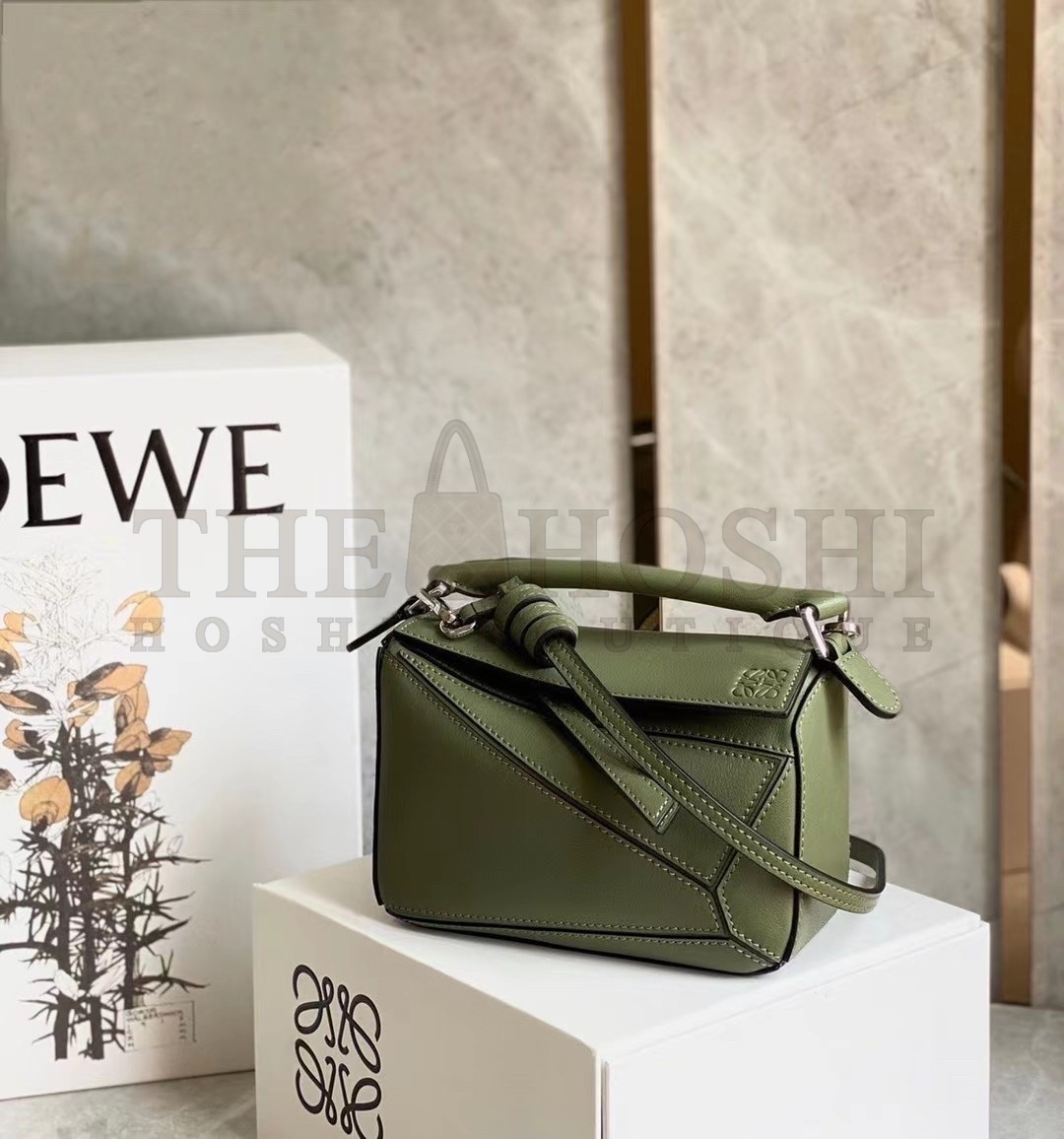 L0ew* Puzzle Mini Bag In Avocado Green Calfskin Master Quality