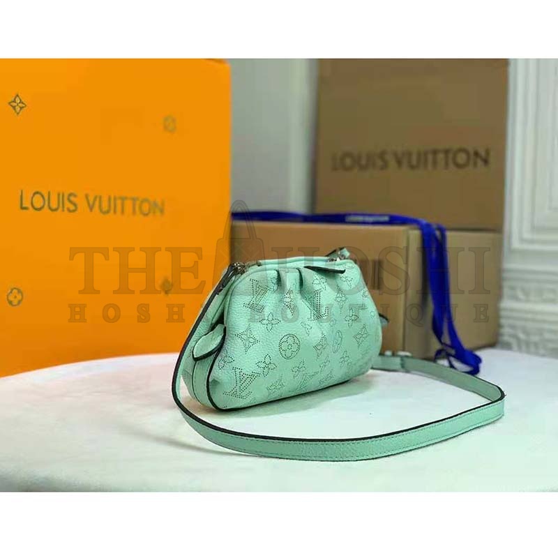 L0vis Vvtt0n LV Women Scala Mini Pouch Green Mahina Perforated Calf Leather Master Quality