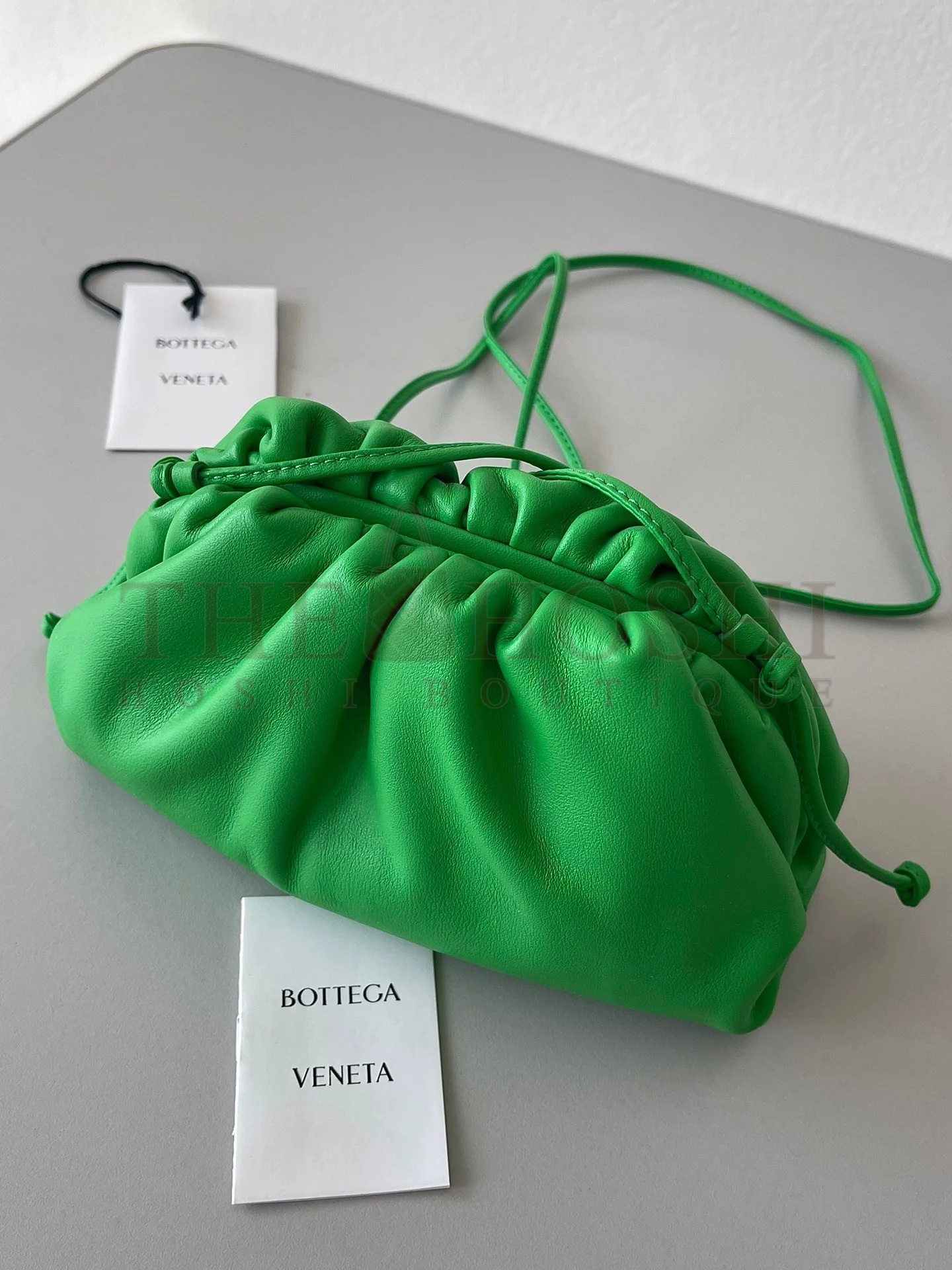B0tt*ga Ven*ta Mini Pouch with Strap in Parakeet Calfskin Master Quality