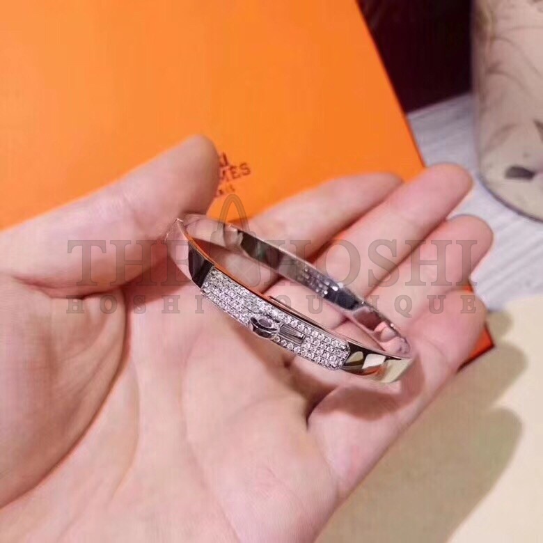 H**me5 Silver Small Kelly Bracelet With D1am0nds Master Quality