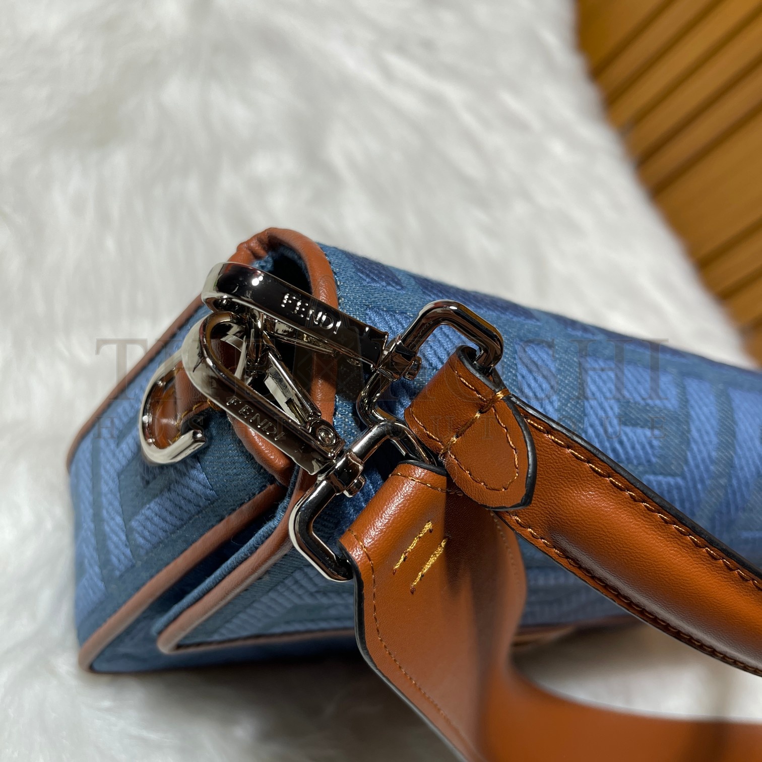 Baguette  F**di BAG Size: 26x15x5cm Master Quality