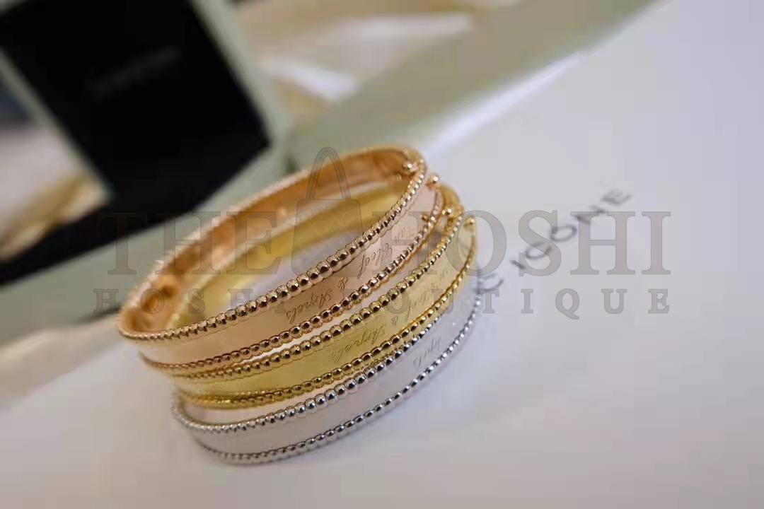 V*n Cl**f bracelet Replica, Perlée signature bracelet Replica Master Quality