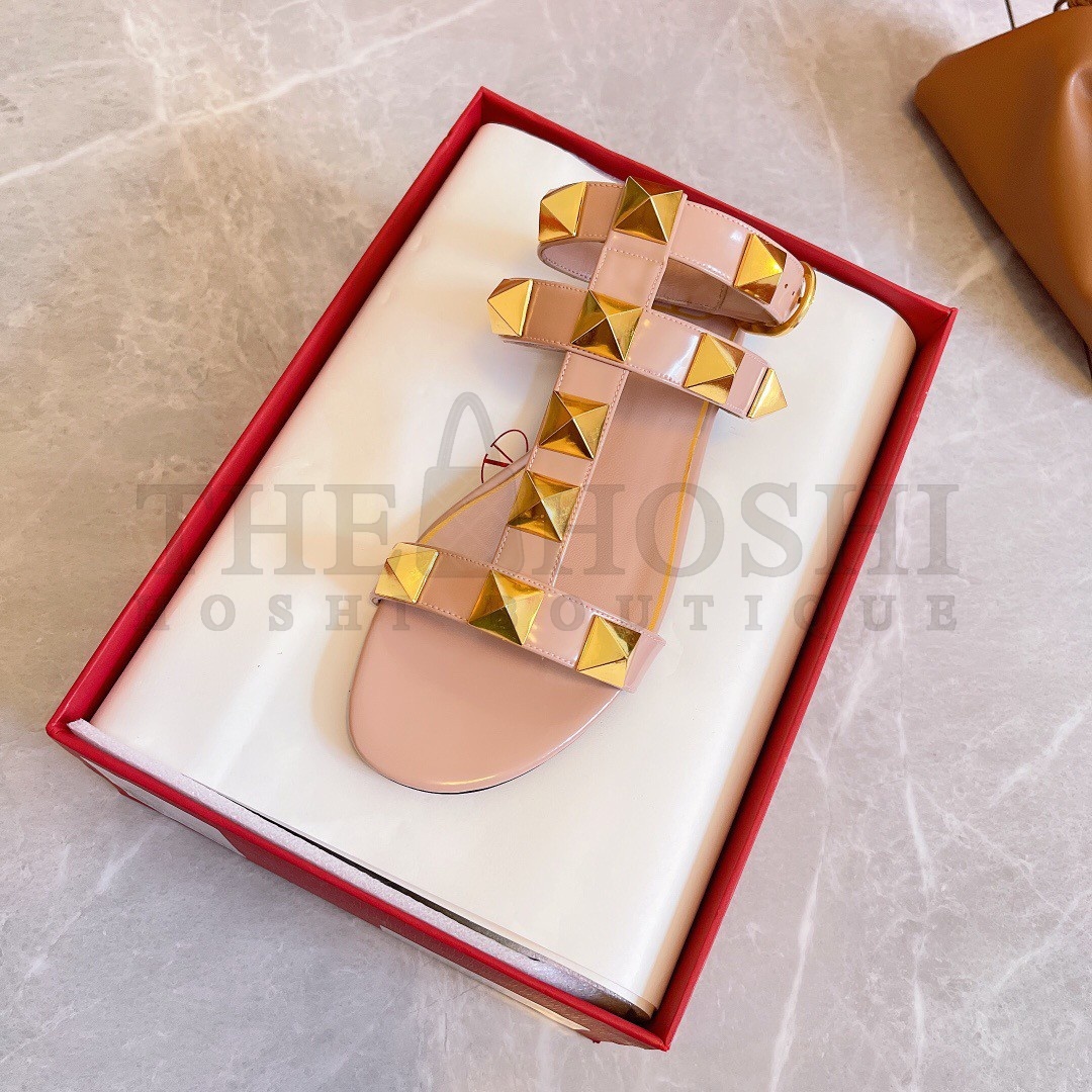 Va1e*ntin0 Roman Stud Flat Sandals In Rose Cannelle Calfskin Master Quality