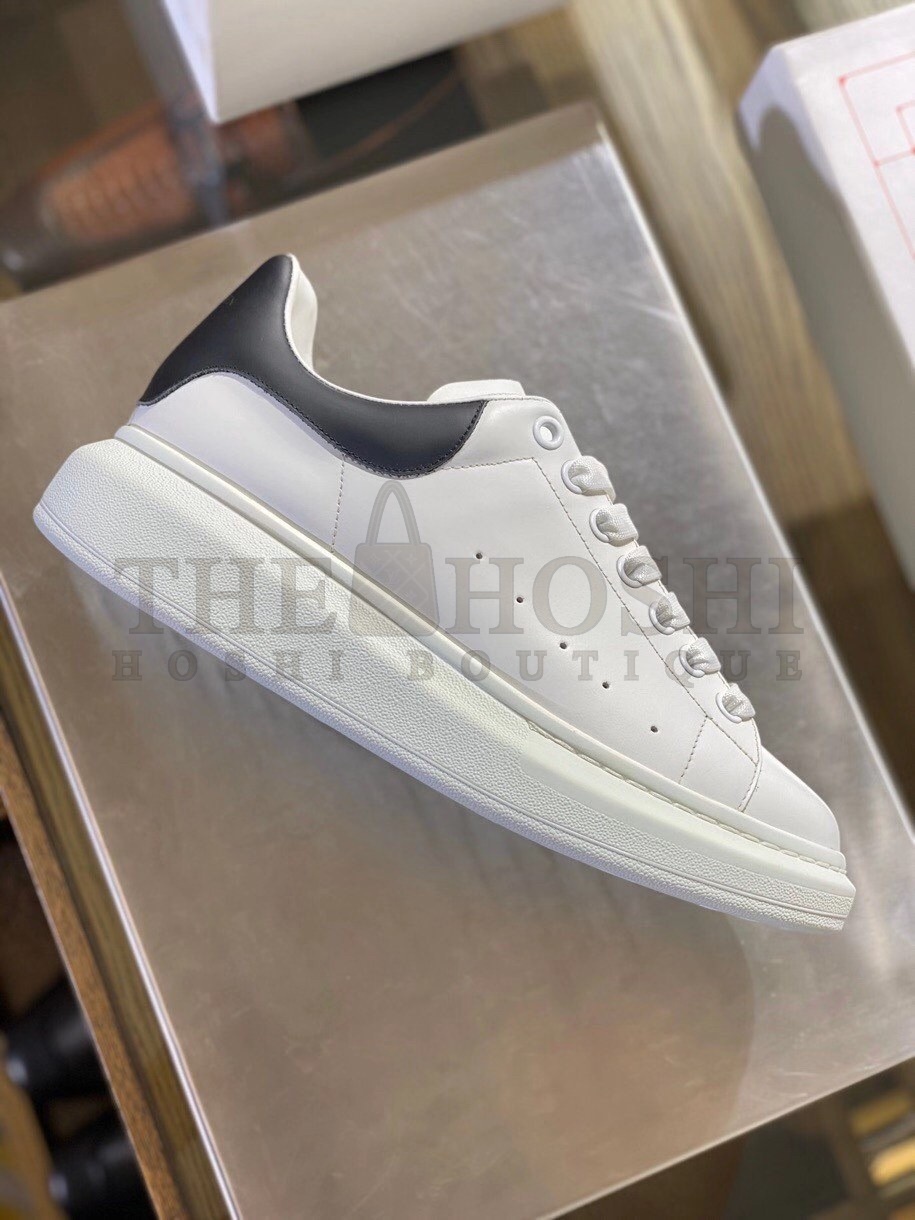 A1exa*der Mcqv*en Men