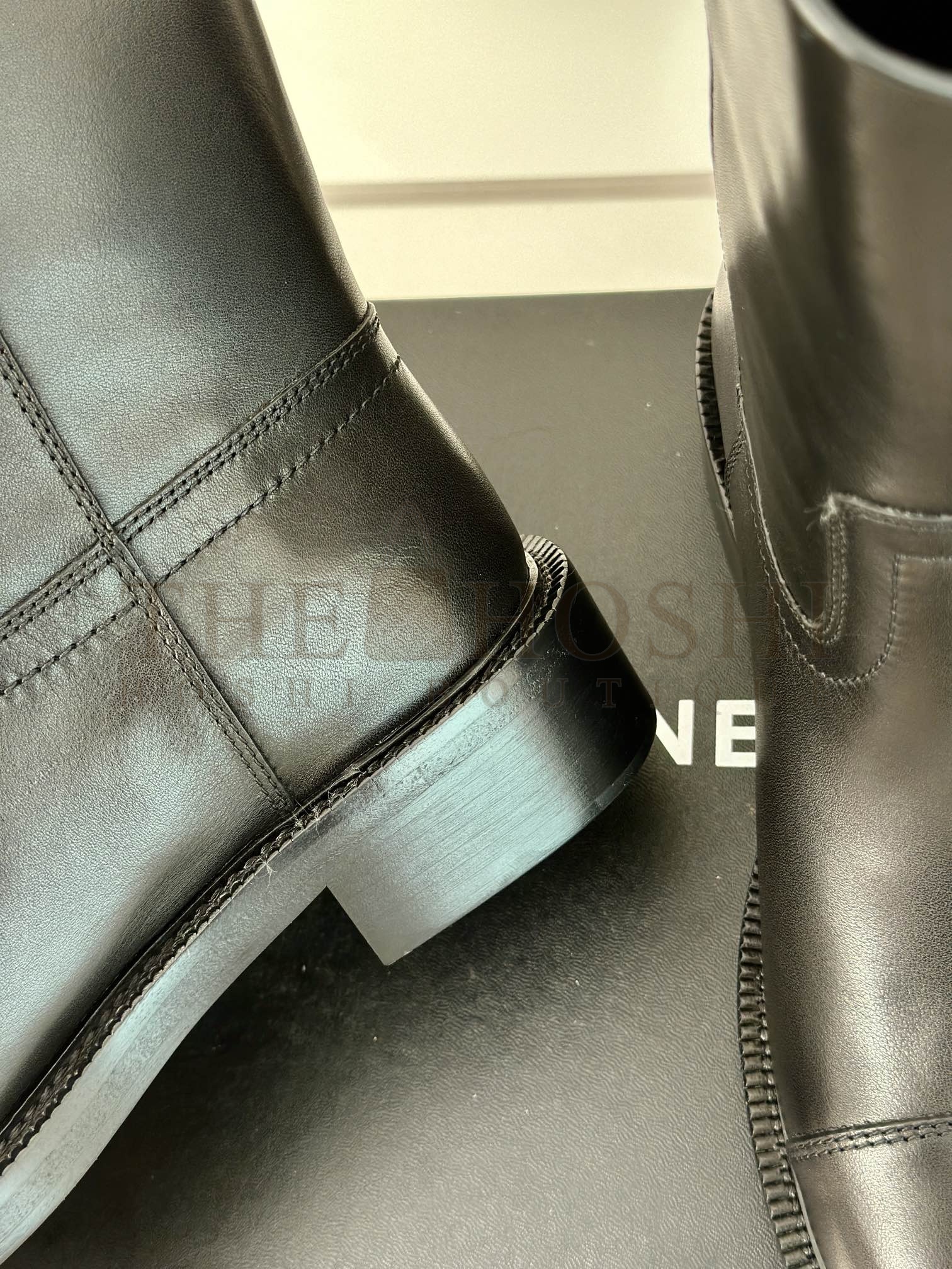 Ch**el boots Master Quality