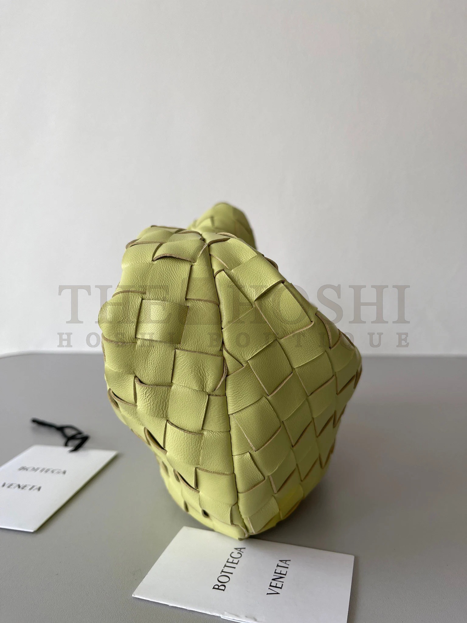 B0tt*ga Ven*ta BV Jodie Mini Bag In Kiwi Intrecciato Lambskin Master Quality