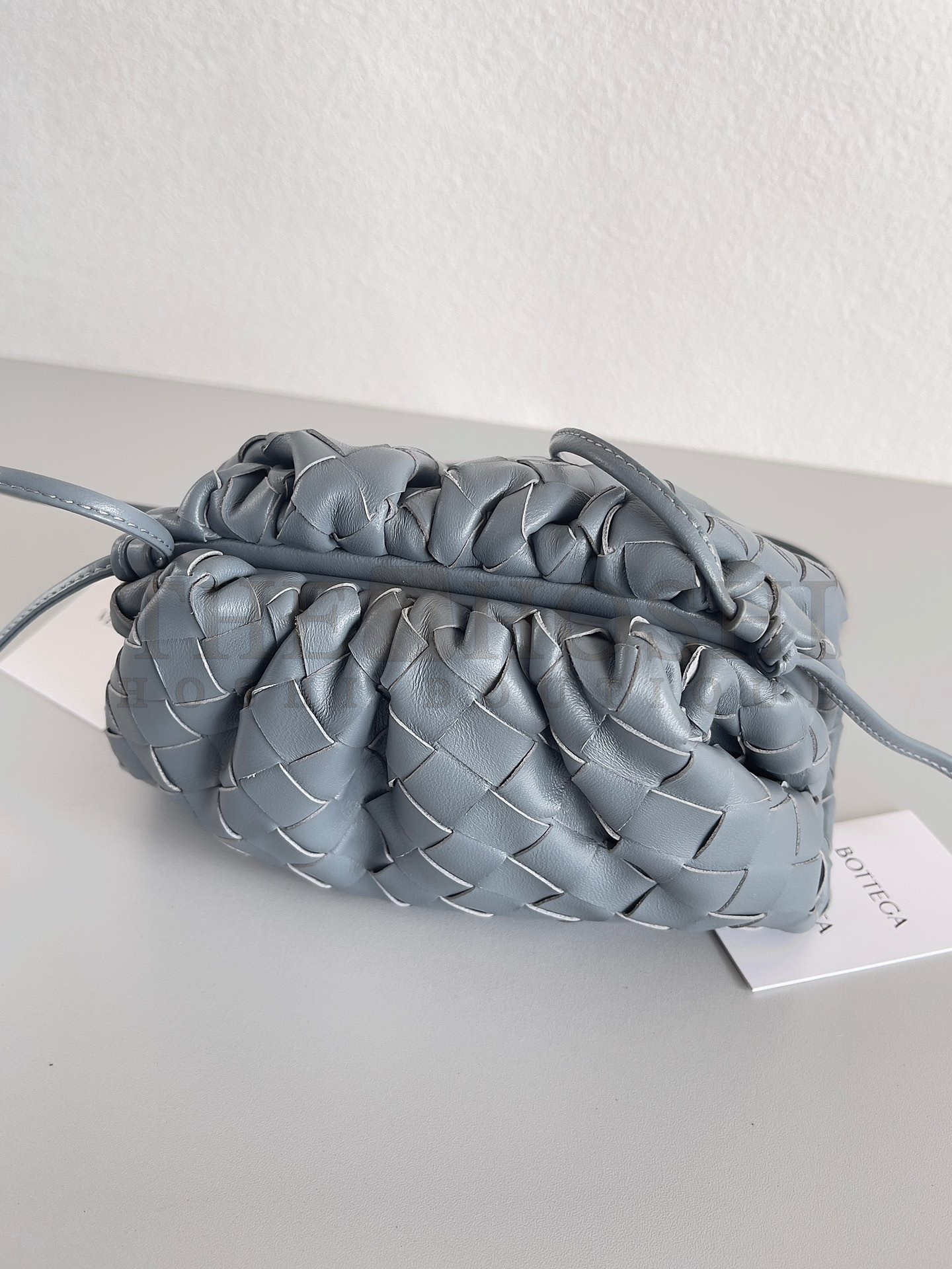 B0tt*ga Ven*ta Mini Pouch with Strap in Thunder Intrecciato Lambskin Master Quality