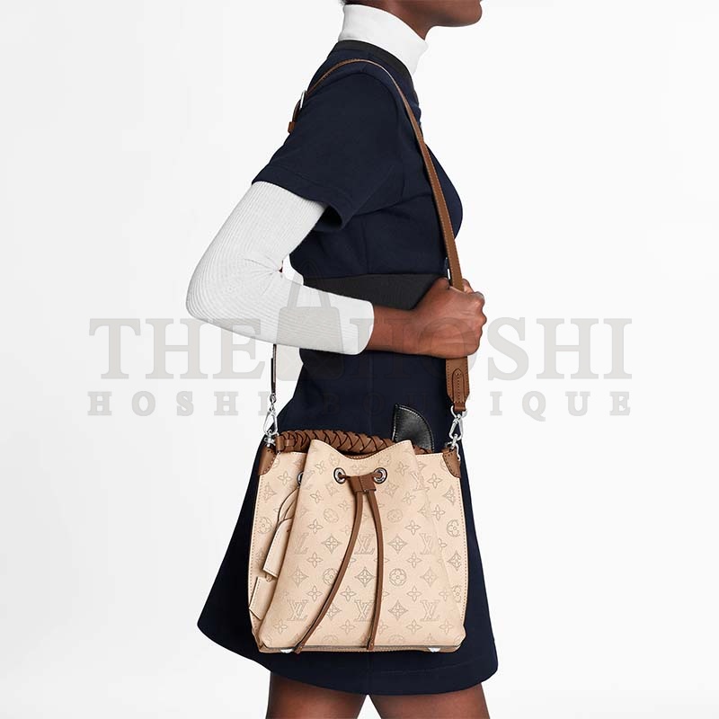 L0vis Vvtt0n LV Women Muria Bucket Bag Crème Beige Mahina Perforated Calf Leather Master Quality