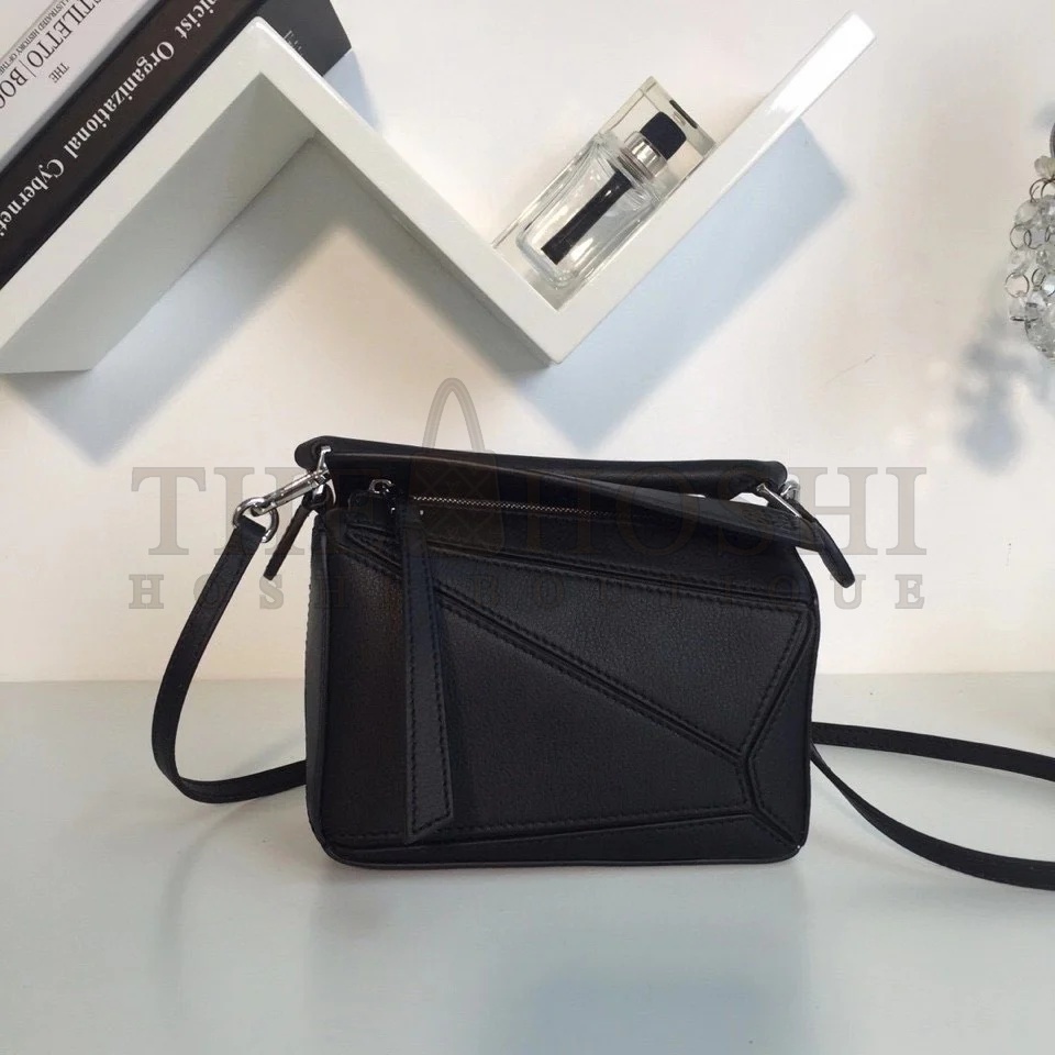 L0ew* Puzzle Mini Bag In Black Calfskin Master Quality