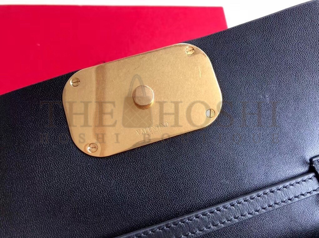 Va1e*ntin0 Small Vring Crossbody Bag In Black Calfskin Master Quality