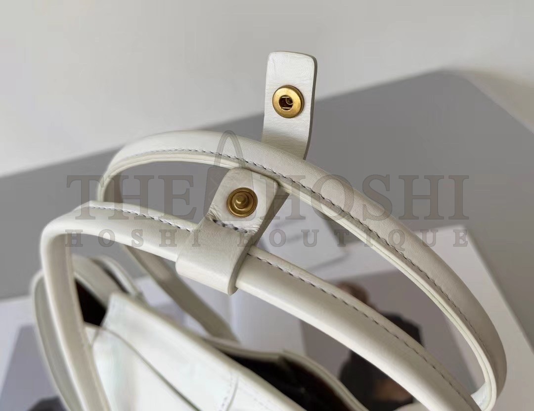 B0tt*ga Ven*ta Mini Arco Bag In White Intrecciato Leather Master Quality