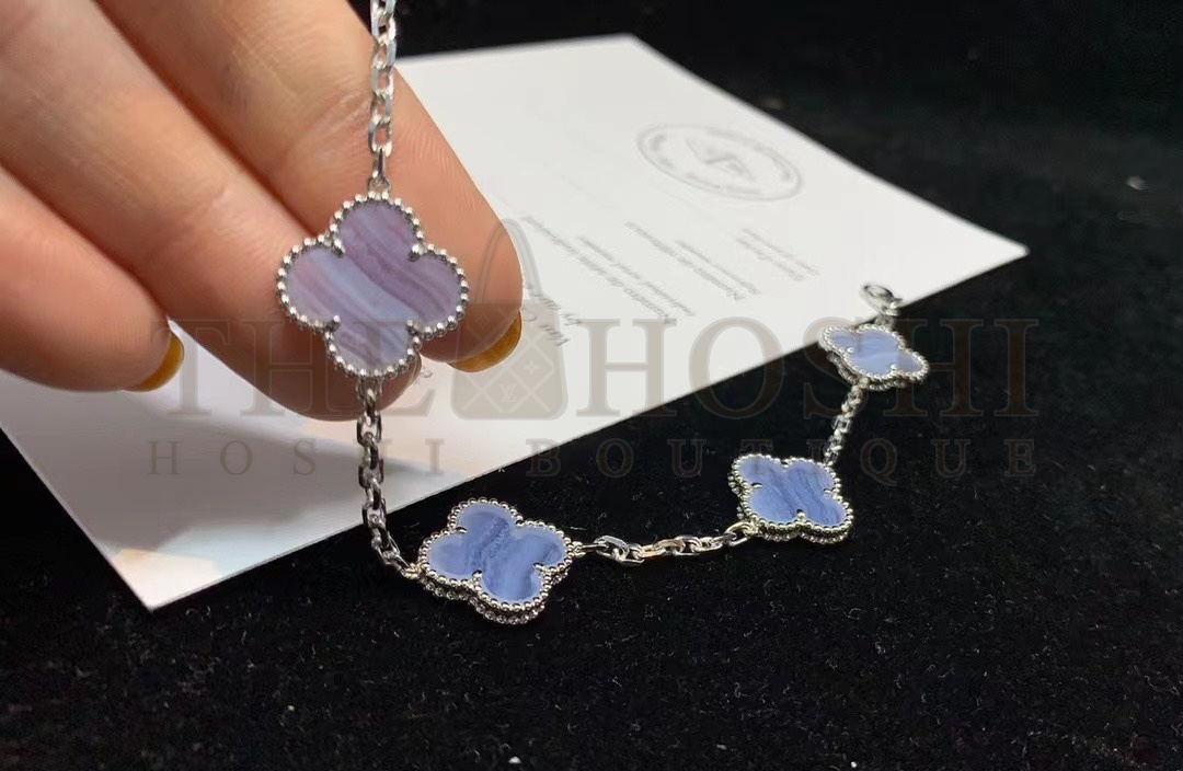 V*n Cl**f & Arpels Purple Chalcedony Clover Bracelet,Vintage Alhambra bracelet, 5 motifs Master Quality