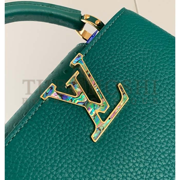 L0vis Vvtt0n LV Women Capucines Mini Handbag Emerald Green Mint Taurillon Master Quality