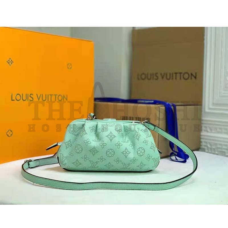 L0vis Vvtt0n LV Women Scala Mini Pouch Green Mahina Perforated Calf Leather Master Quality