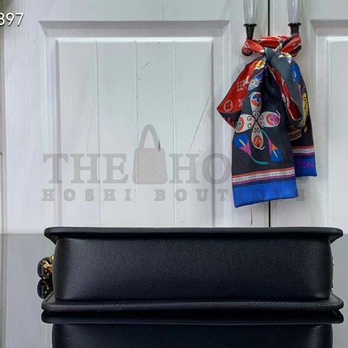 L0vis Vvtt0n LV Women Lexington Pouch Black Monogram-Embossed Calf Leather Master Quality