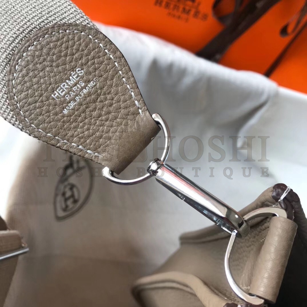 H**me5 Evelyne III 29 Bag In Tourterelle Clemence Leather Master Quality