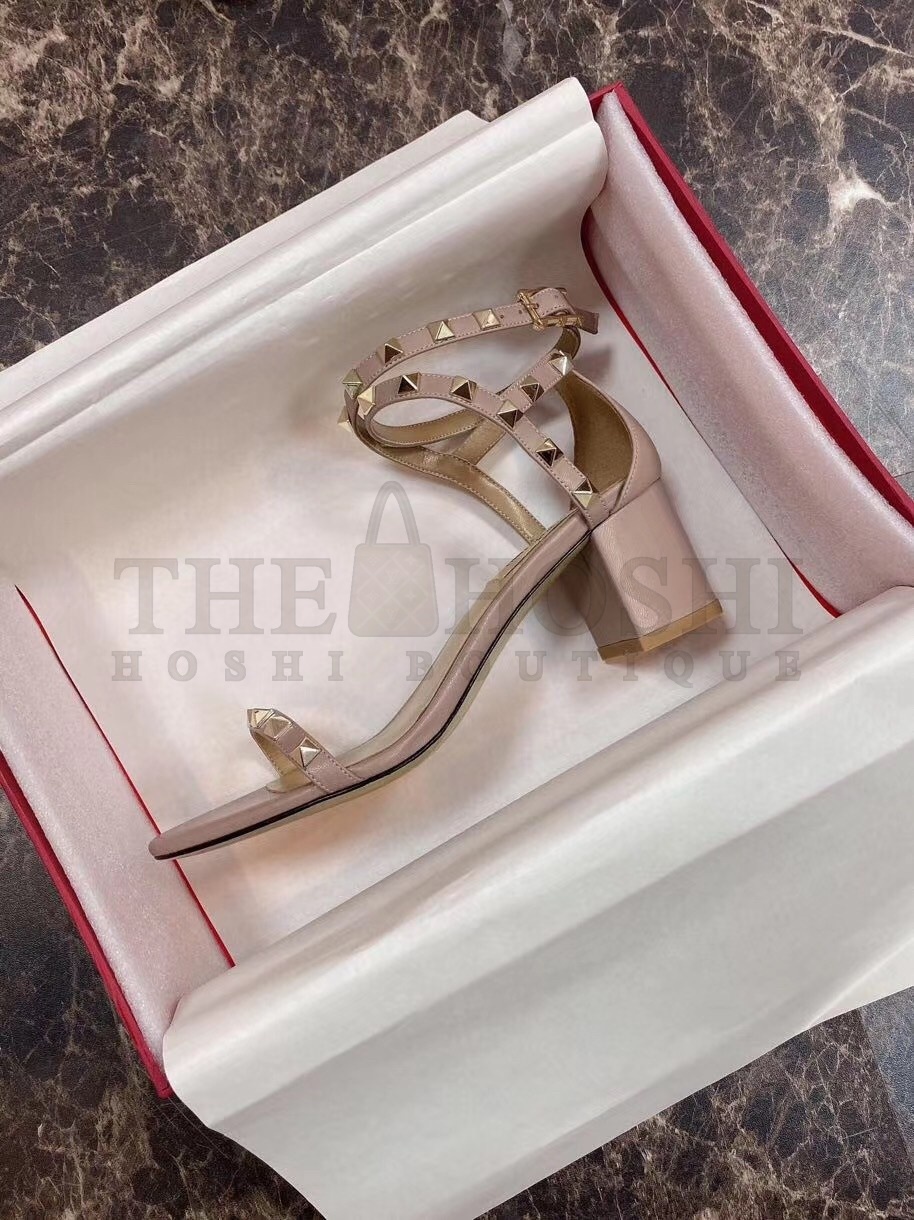 Va1e*ntin0 Rockstud Sandals 60mm In Poudre Calfskin Master Quality