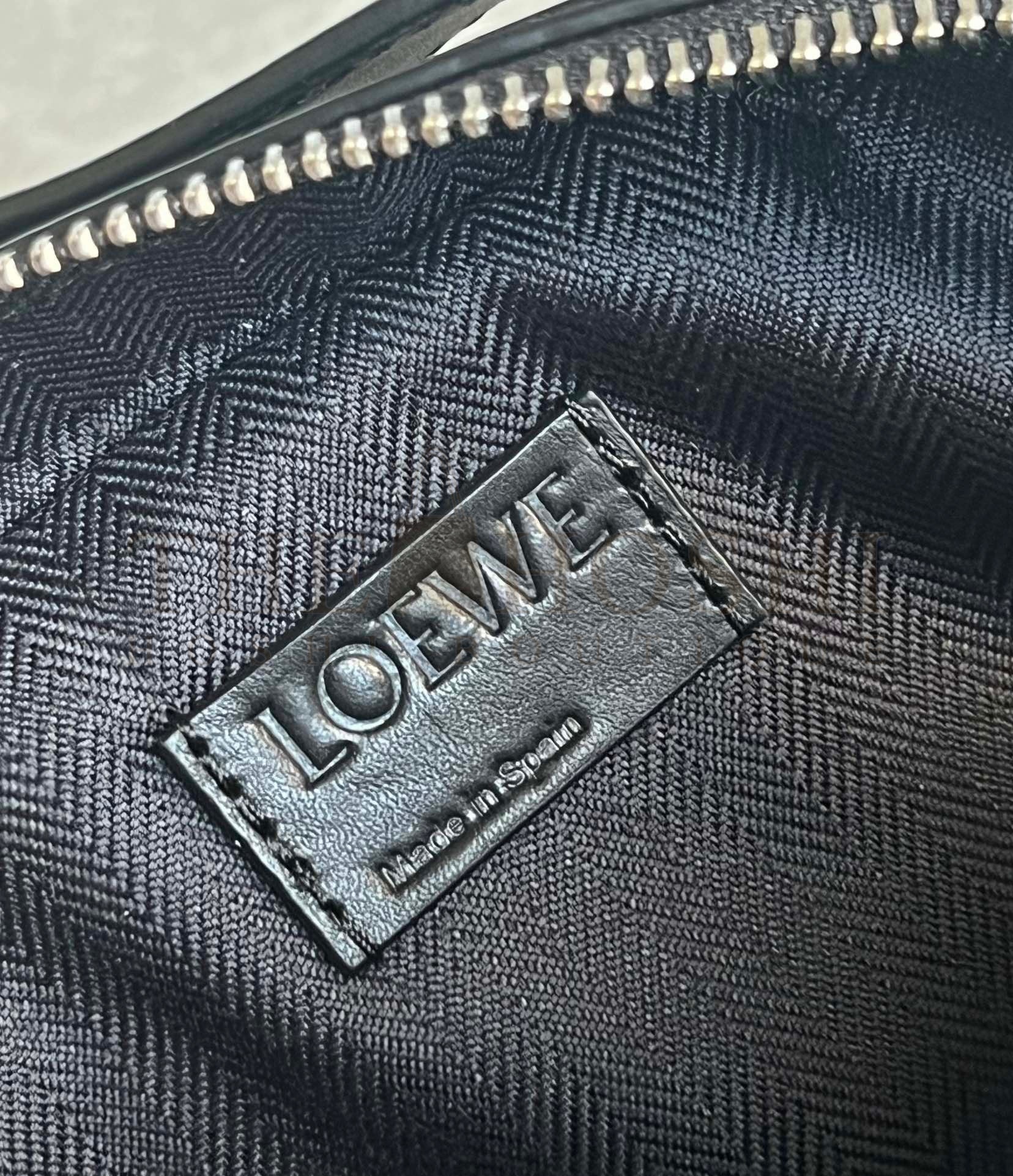 L0ew* Mini Camera Crossbody Bag in Black Calfskin Master Quality