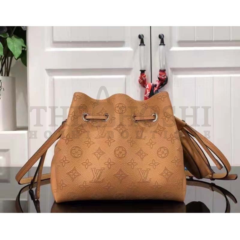 L0vis Vvtt0n LV Women Bella Bucket Bag Mahina Arizona Brown Calfskin Calf Monogram Master Quality