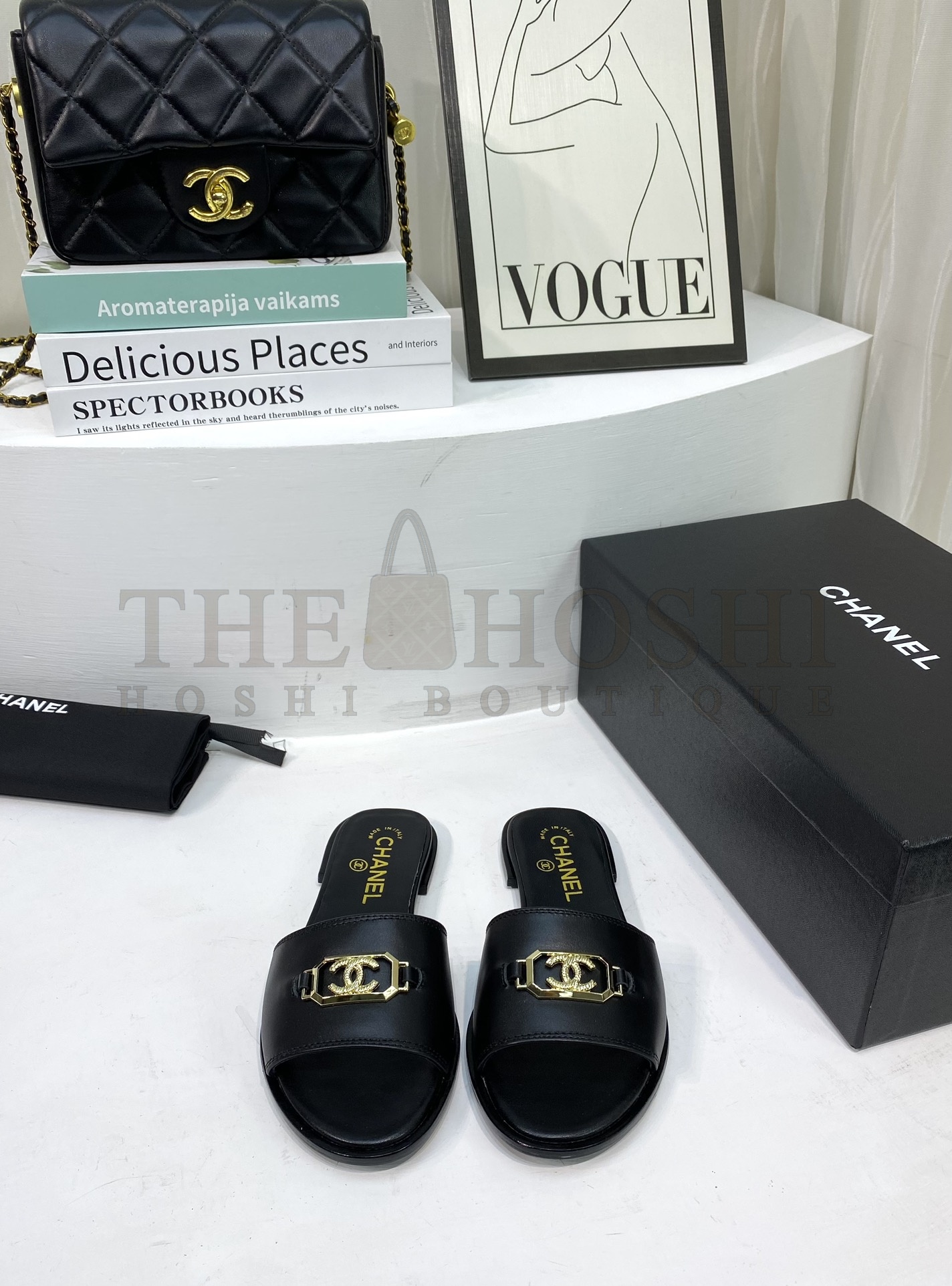 Ch**el Classic CC Logo Slide Sandals Master Quality