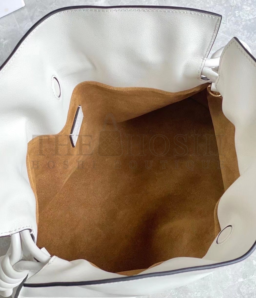 L0ew* Flamenco Clutch In White Nappa Leather Master Quality