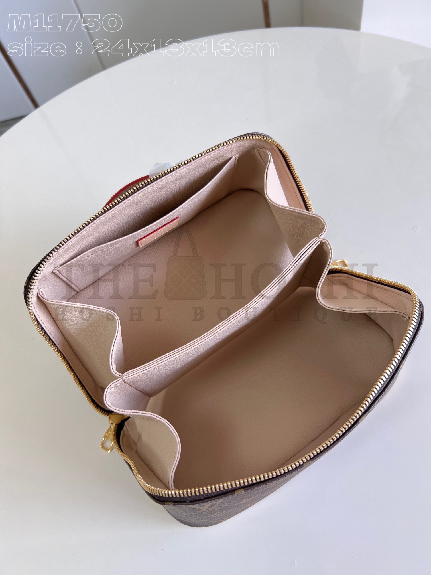 M11750 Toiletry Bag 2 Compartments LV bag 24 x 13 x 13cm Master Quality