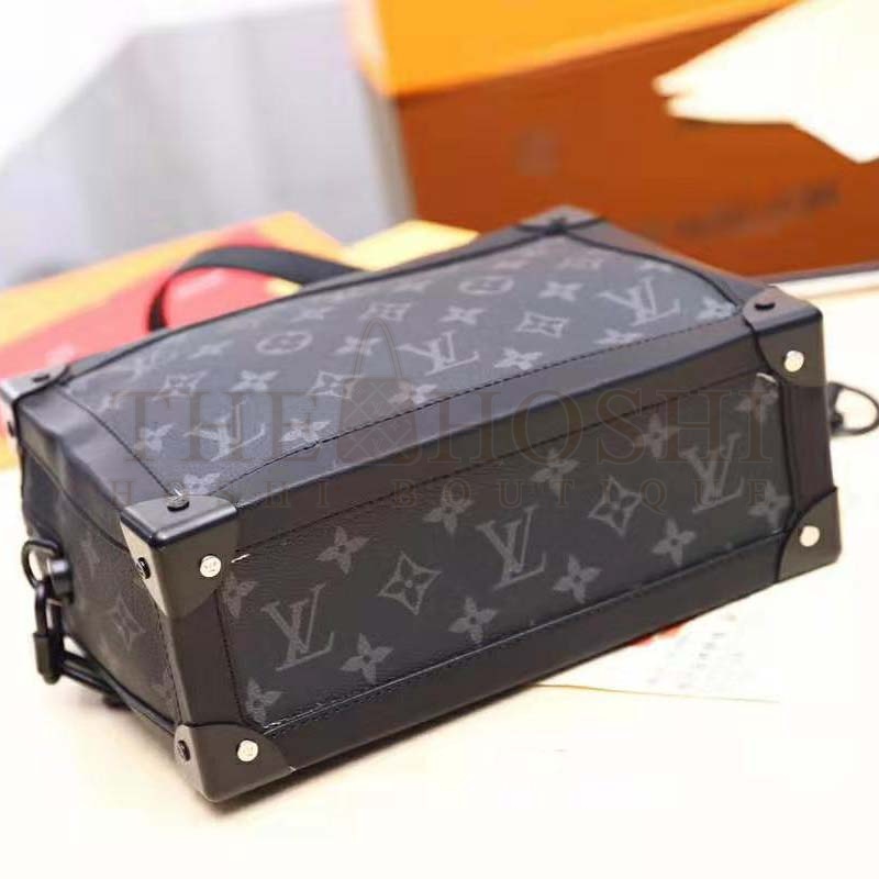 L0vis Vvtt0n LV Men Soft Trunk Soft-Sided Messenger Bag in Monogram Eclipse Canvas-Grey Master Quality