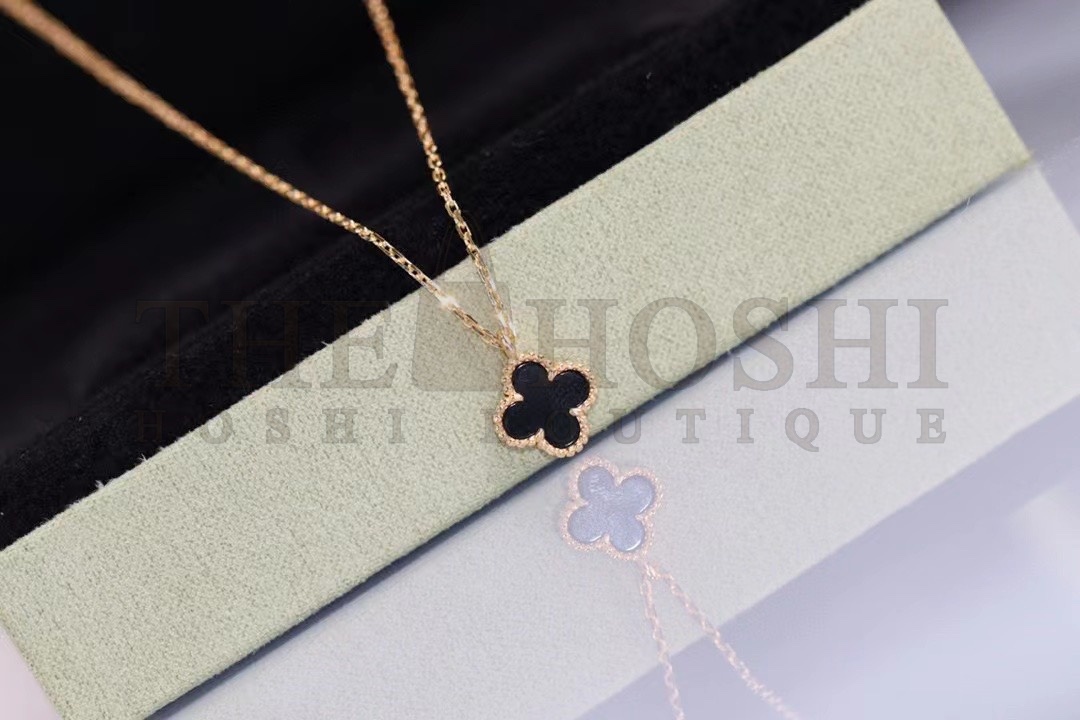 V*n Cl**f & Arpels Mini Clover Necklace, Sweet Alhambra pendant, Various colors available Master Quality