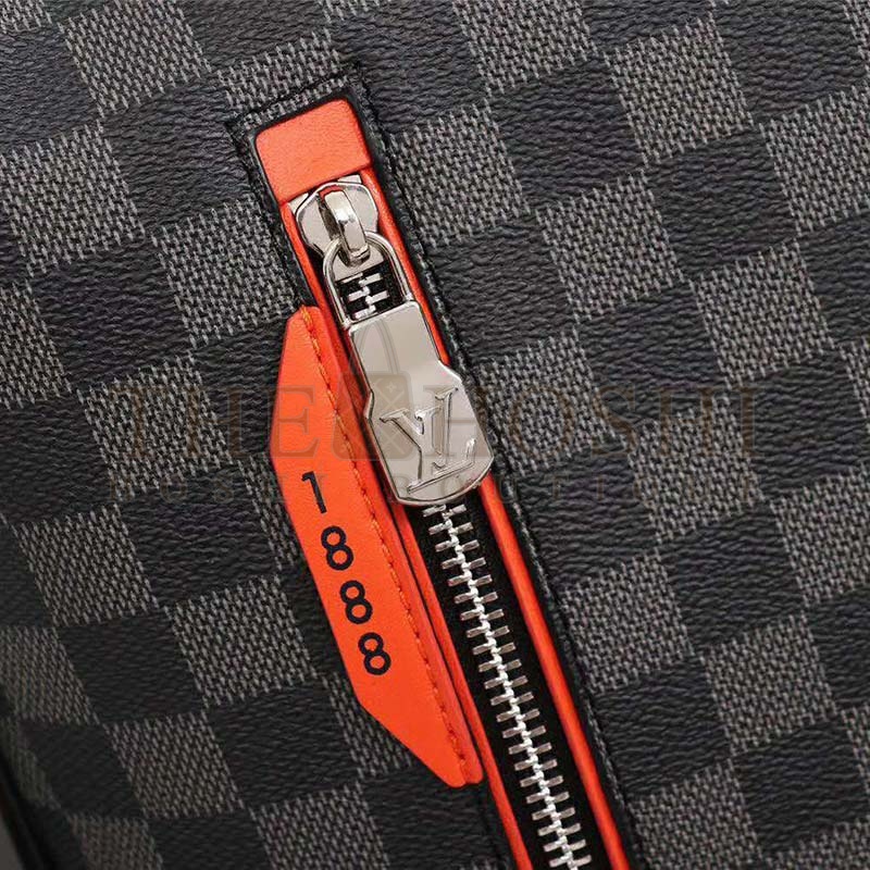 L0vis Vvtt0n LV Men Damier Cobalt Race Discovery Messenger PM Bag-Grey Master Quality