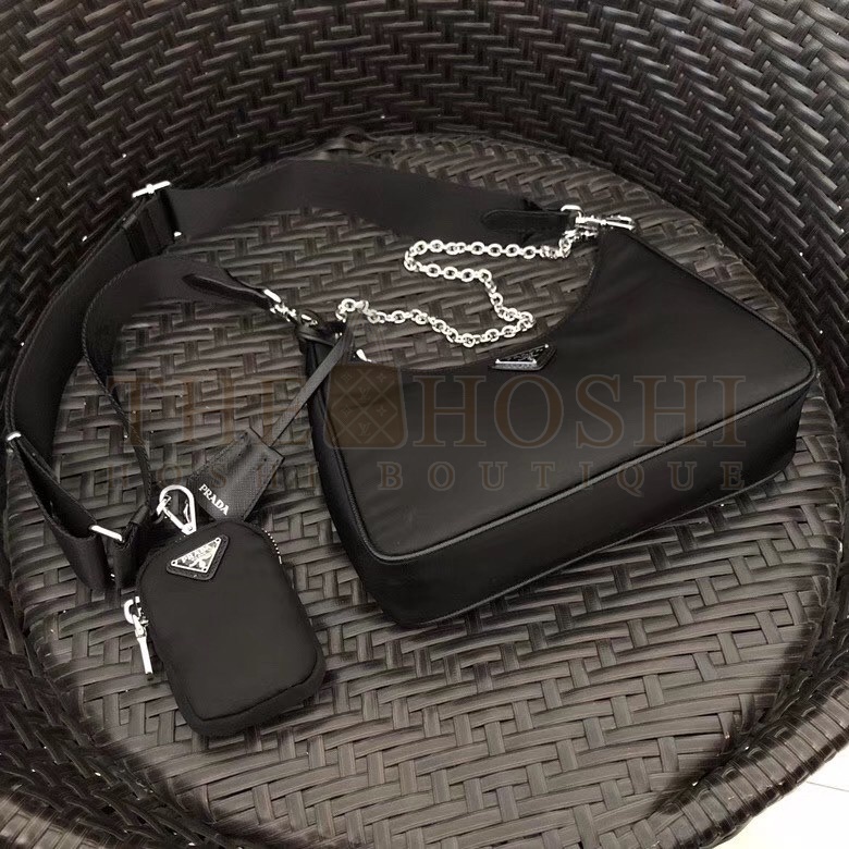 Pra*a Re-Edition 2005 Shoulder Bag In Black Nylon Master Quality